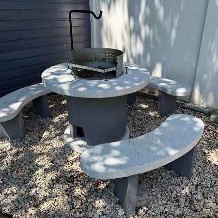 Voeroesmarty Apartmanhaz Makó Buitenkant foto