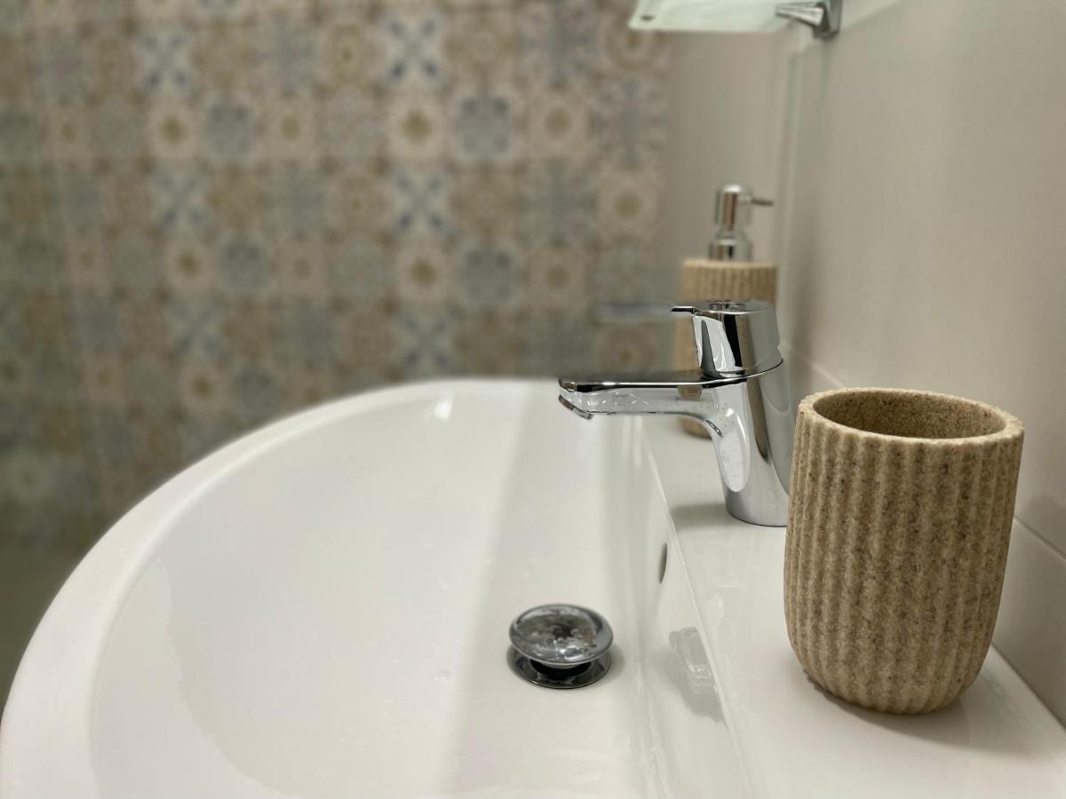 Voeroesmarty Apartmanhaz Makó Buitenkant foto