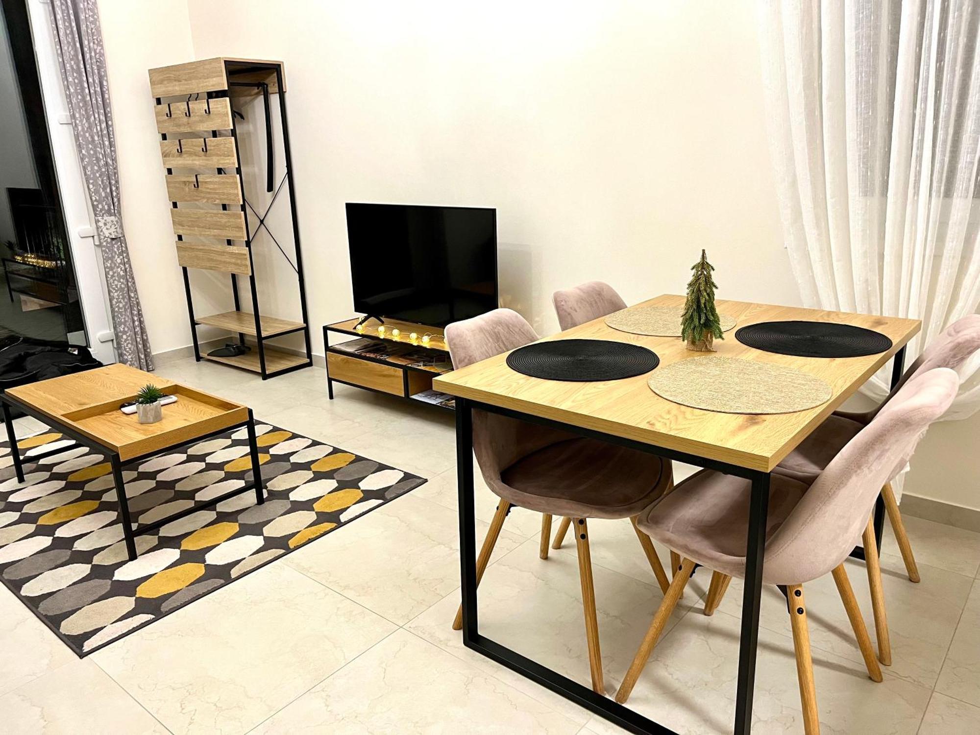Voeroesmarty Apartmanhaz Makó Buitenkant foto