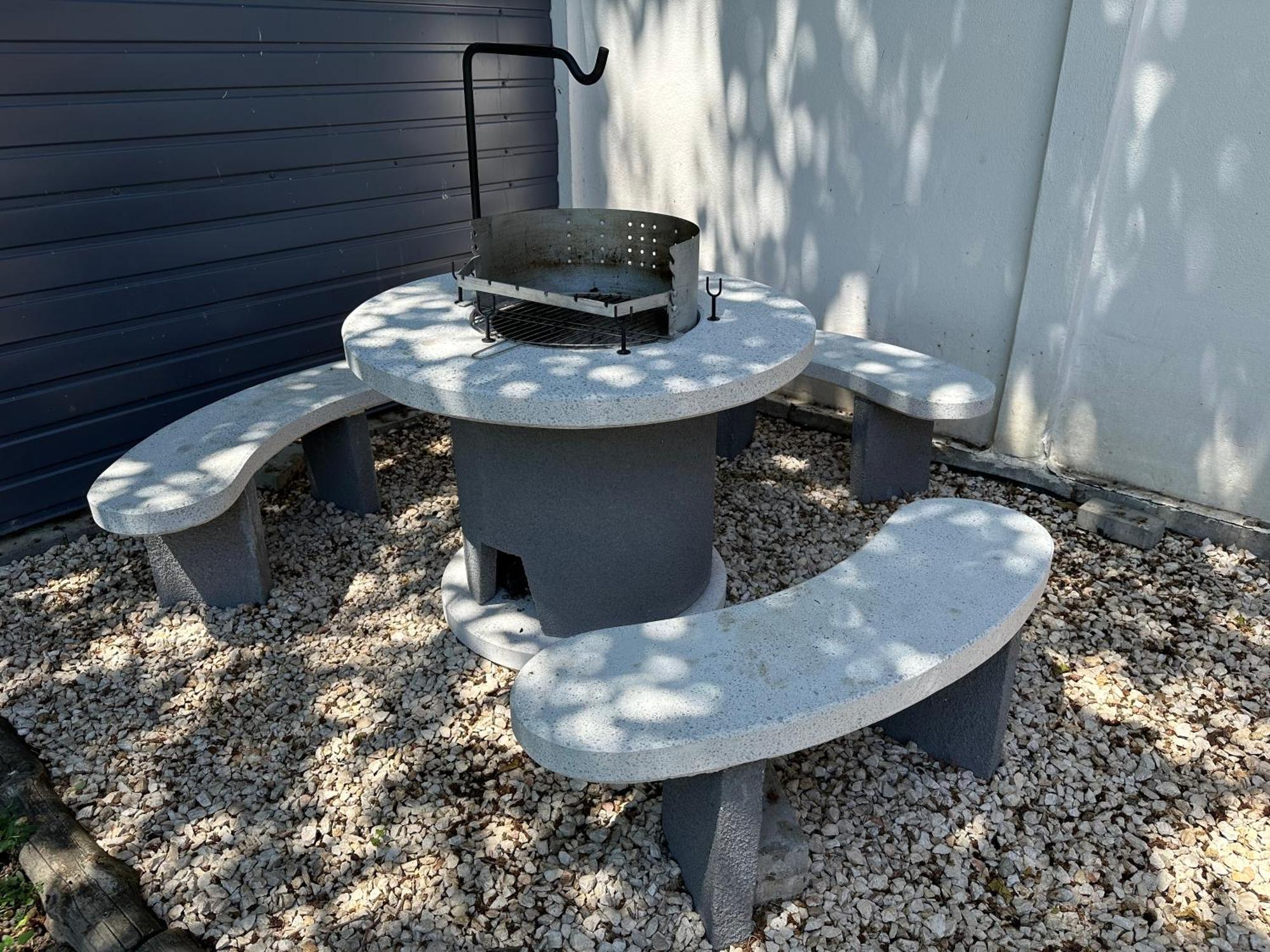 Voeroesmarty Apartmanhaz Makó Buitenkant foto